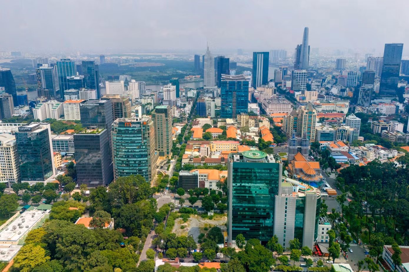Tổng giá trị 2 khu đất này tương đương khoảng 69,65% giá trị hợp đồng BT của dự án thành phần xây dựng cầu Cần Giờ (có tổng mức đầu tư khoảng 10.816 tỷ đồng). Nhà đầu tư thực hiện là CTCP Masterise Hạ tầng Cần Giờ.