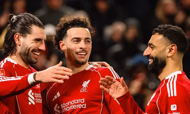 Song tấu Salah-Szoboszlai đưa Liverpool đại phá Brighton 
