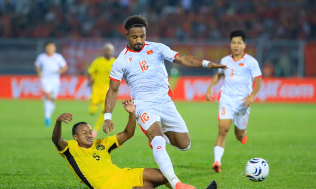 Trực tiếp Malaysia vs Việt Nam 0-0 (H1): Không vào!!! Xuân Son lỡ cơ hội