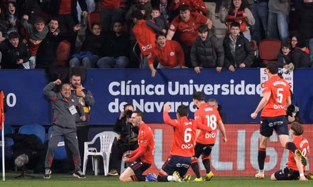 Real Madrid thua sốc trên sân Osasuna, Barca mừng lớn 