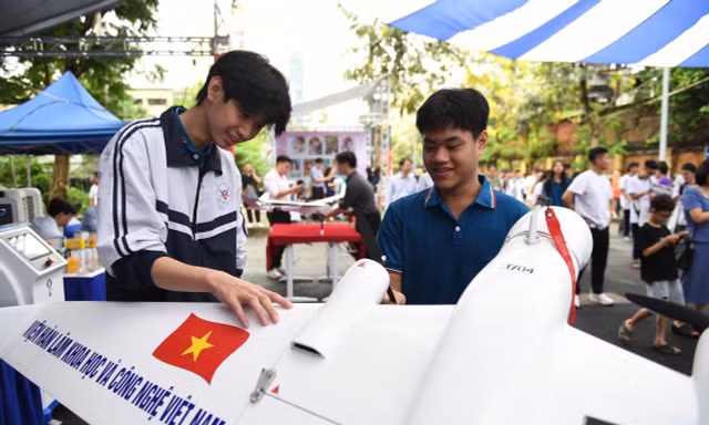 "Ê hề" hoạt động ở Ngày hội tuyển sinh khối các ngành Khoa học và Công nghệ 2026