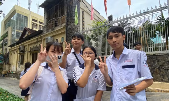 TP.HCM: Đề Văn thi vào lớp 10 “chạm” cảm xúc của nhiều sĩ tử, mở ra không gian suy ngẫm