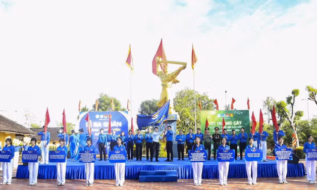 Tuổi trẻ Gia Lai tổ chức ra quân Tháng Thanh niên 2026, phát động Tết trồng cây