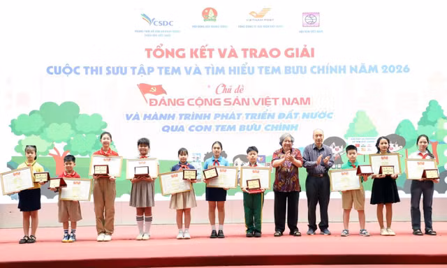 Hơn 1,2 triệu bài dự thi tham gia Cuộc thi sưu tập và tìm hiểu tem Bưu chính 2026