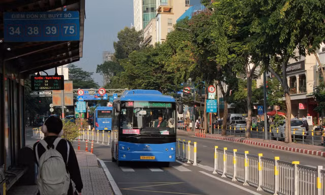 TP.HCM: Metro và xe buýt đồng loạt miễn phí vé nhân dịp Tết Dương lịch 2026