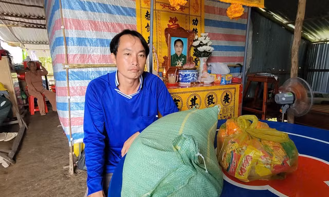 Gia cảnh tội nghiệp của người mẹ bị đàn ong vò vẽ đốt chết vì che cho con 3 tuổi 