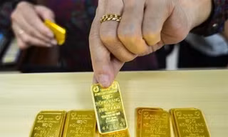 Giá vàng sẽ lập đỉnh mới?