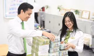 Ngân hàng rầm rộ 'chạy đua' tăng vốn 