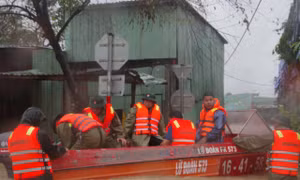 Gia Lai mưa lớn trên diện rộng, ngập sâu hơn 2m
