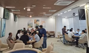 Phá tụ điểm đánh bạc núp bóng giải đấu Poker tại Đà Nẵng 