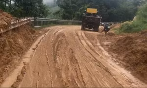 Hơn 6.000 người dân ở Quảng Ngãi thoát khỏi cảnh cô lập