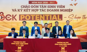 Trường Đại học Công nghệ Miền Đông khai giảng, mở rộng hợp tác doanh nghiệp
