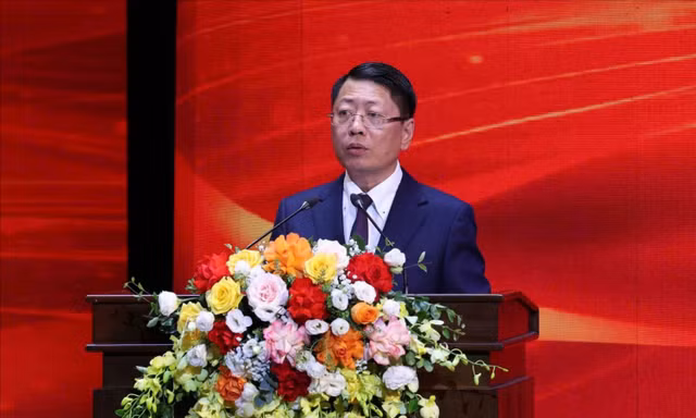 Hàng trăm nghệ sĩ được vinh danh