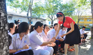 Chia sẻ của 'Cô giáo một chân' với học sinh vùng sâu trước kỳ thi tốt nghiệp THPT