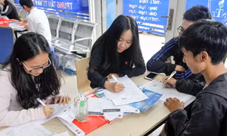 Nghịch lý mùa tuyển sinh 2020: Điểm cao nhưng nhiều ngành vẫn "trắng" thí sinh