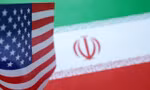 Mỹ trục xuất 100 người Iran về nước