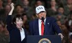 Thăm tàu sân bay, Tổng thống Donald Trump tuyên bố Mỹ đang chuyển tên lửa cho Nhật Bản