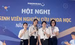 Nữ tiến sĩ định vị lại nghề điều dưỡng 