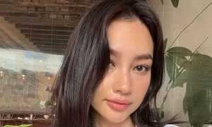 Trúc Diễm loạng choạng, gặp sự cố khi casting trực tiếp Victoria's Secret