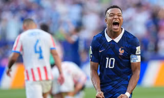 Mbappe áp sát Messi trong cuộc đua lịch sử World Cup