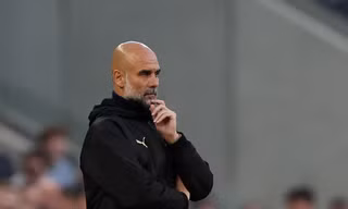 Man City hòa cay đắng Everton, Guardiola thừa nhận ngôi vô địch ngoài tầm kiểm soát