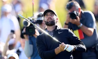 Scottie Scheffler vững vàng trên đỉnh bảng The Open 