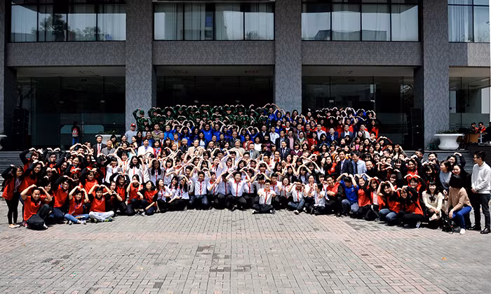 ĐH Ngoại thương sôi nổi hoạt động mừng sinh nhật Đoàn 