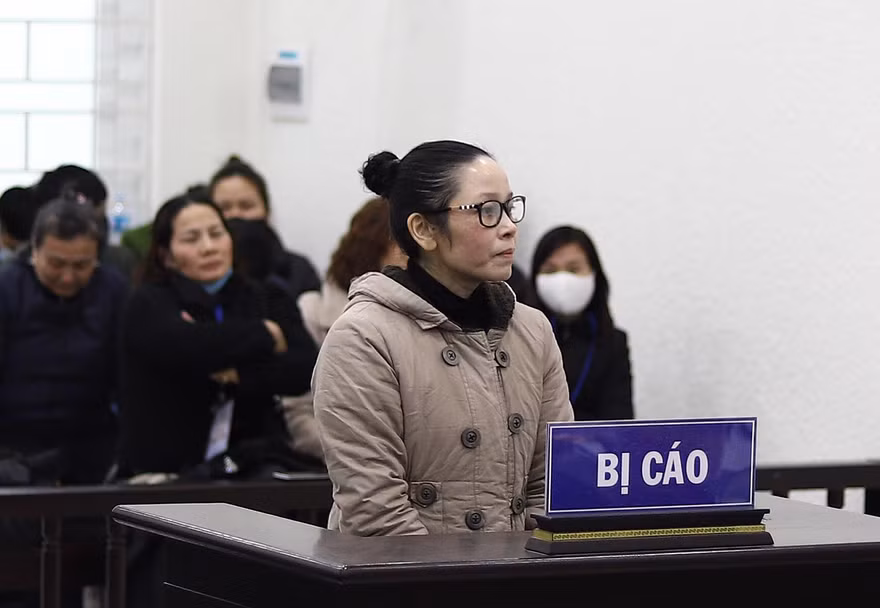 Bị cáo Nguyễn Thị Lan tại tòa.