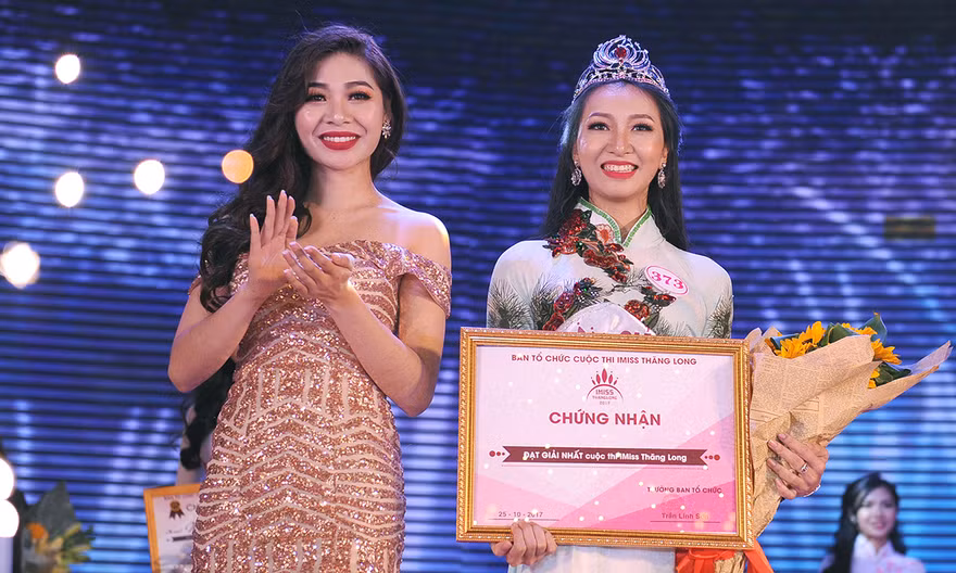 Nữ sinh Học viện Thanh thiếu niên Việt Nam Nguyễn Thị Thu Trang (quê Hà Tĩnh) đã trở thành Hoa khôi cuộc thi iMiss Thăng Long 2017.