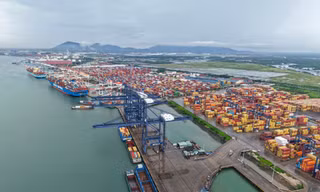 Một phường ở TP.HCM sở hữu siêu cảng trong top 10 thế giới