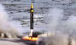 Iran tố Mỹ vi phạm thoả thuận ngừng bắn, dọa 'đóng băng' tuyến hàng hải chiến lược vùng Vịnh