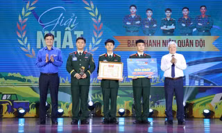Ban Thanh niên Quân đội về nhất cuộc thi trực tuyến 'Tự hào Việt Nam'