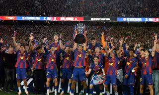 Barcelona vô địch La Liga.