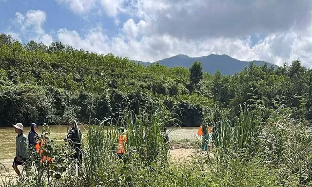 Tìm thấy người đàn ông đi chăn bò mất tích bí ẩn 