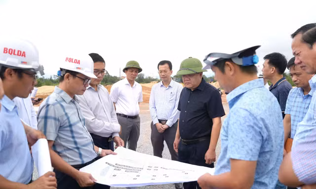 Gần hết năm, Quảng Trị vẫn còn 14 dự án 'giải ngân 0 đồng' 