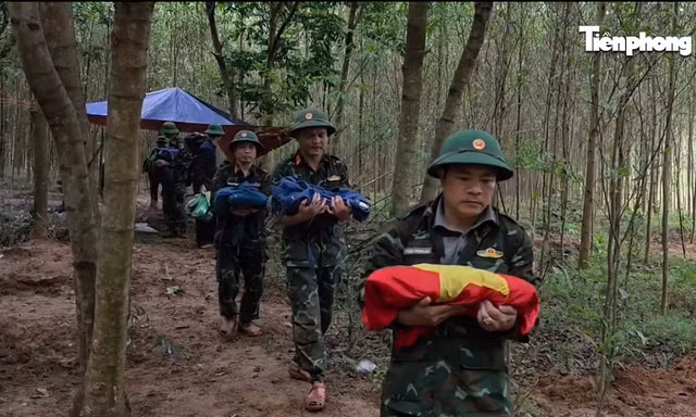 Một ngày quy tập 5 hài cốt liệt sĩ tại Quảng Trị 
