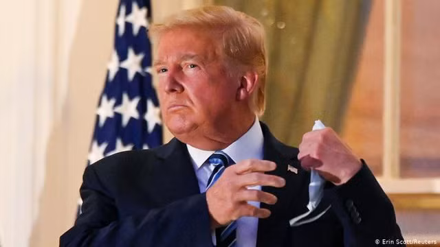 Ông Trump trở lại Phòng Bầu Dục