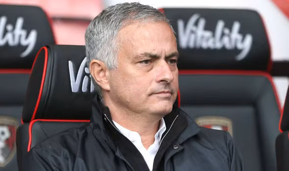 Jose Mourinho tự nhận may mắn nhất Ngoại hạng Anh
