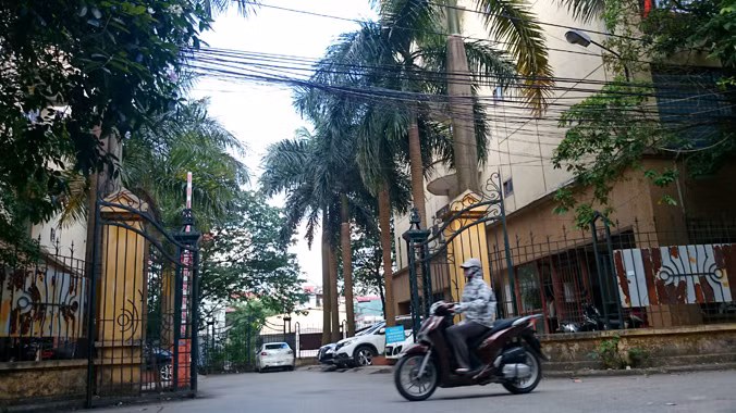 Bộ Xây dựng đã thu hồi được khoảng 20 căn hộ khu nhà công vụ Hoàng Cầu (phường Ô Chợ Dừa, Đống Đa, Hà Nội). Ảnh: Ngọc Châu