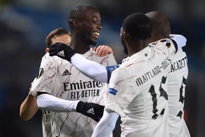 Arsenal sớm đoạt vé dự vòng 1/16 Europa League