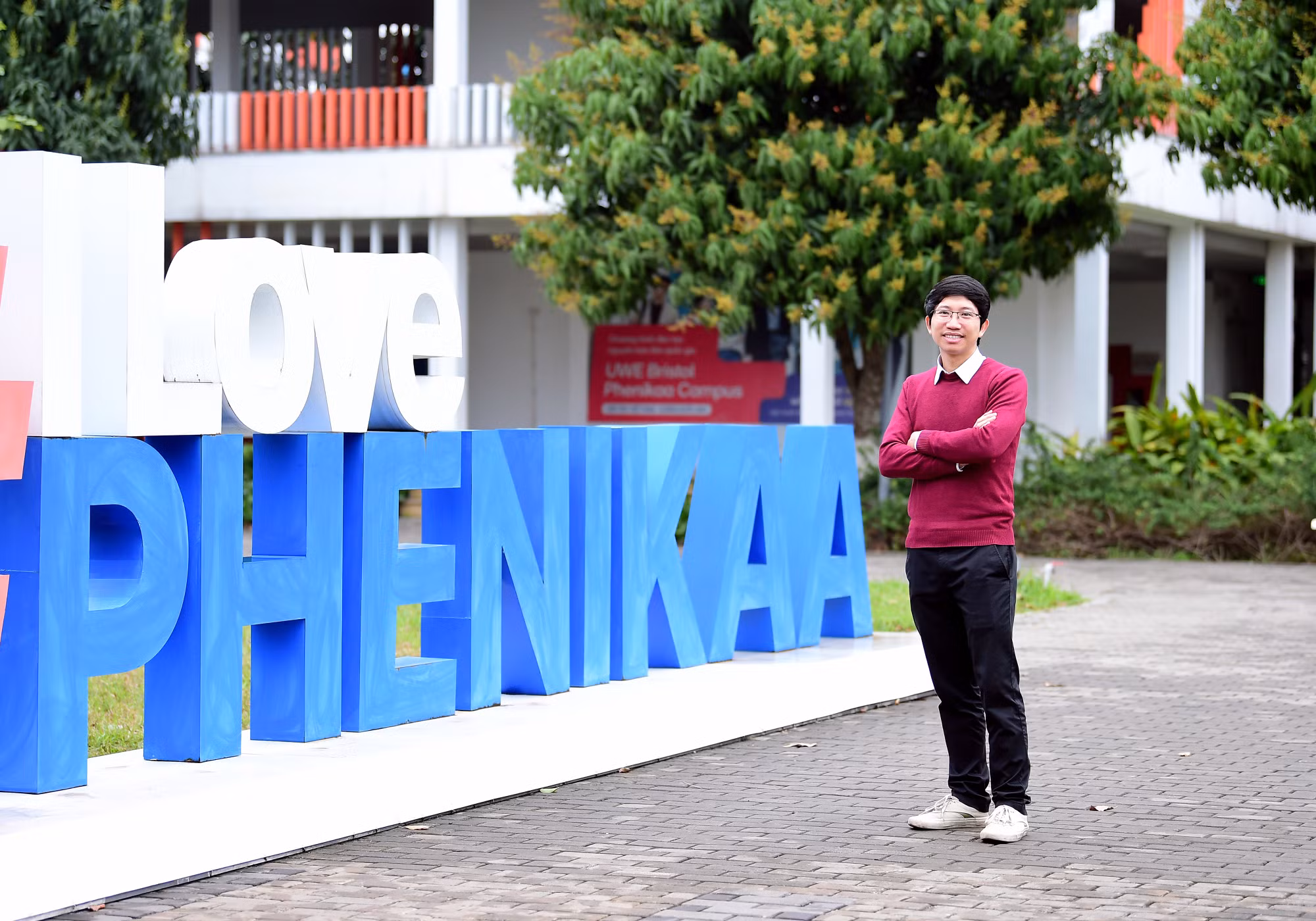 Tiến sĩ Nguyễn Viết Hương hiện là Phó Trưởng Khoa Khoa học và Kỹ thuật Vật liệu, Trường ĐH Phenikaa. Ảnh: Xuân Tùng
