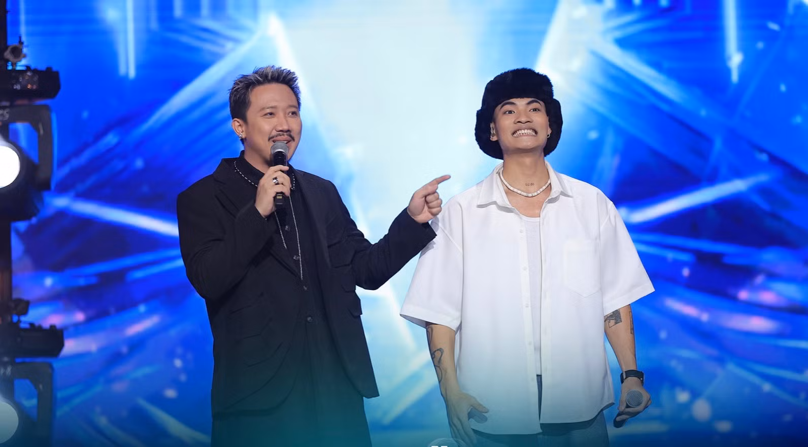 Mikelodic là rapper ít nhiều có tên tuổi, trước khi đi thi Rap Việt. Tại Rap Việt mùa 3, Mikelodic chọn những chủ đề về quê hương, tinh thần yêu nước, do đó được lòng số đông khán giả. Mikelodic sẵn sàng gác lại những chủ đề gai góc để làm mềm mại, phù hợp với sân khấu Rap Việt. Đó là yếu tố để Mikelodic có hy vọng lớn giành ngôi quán quân.