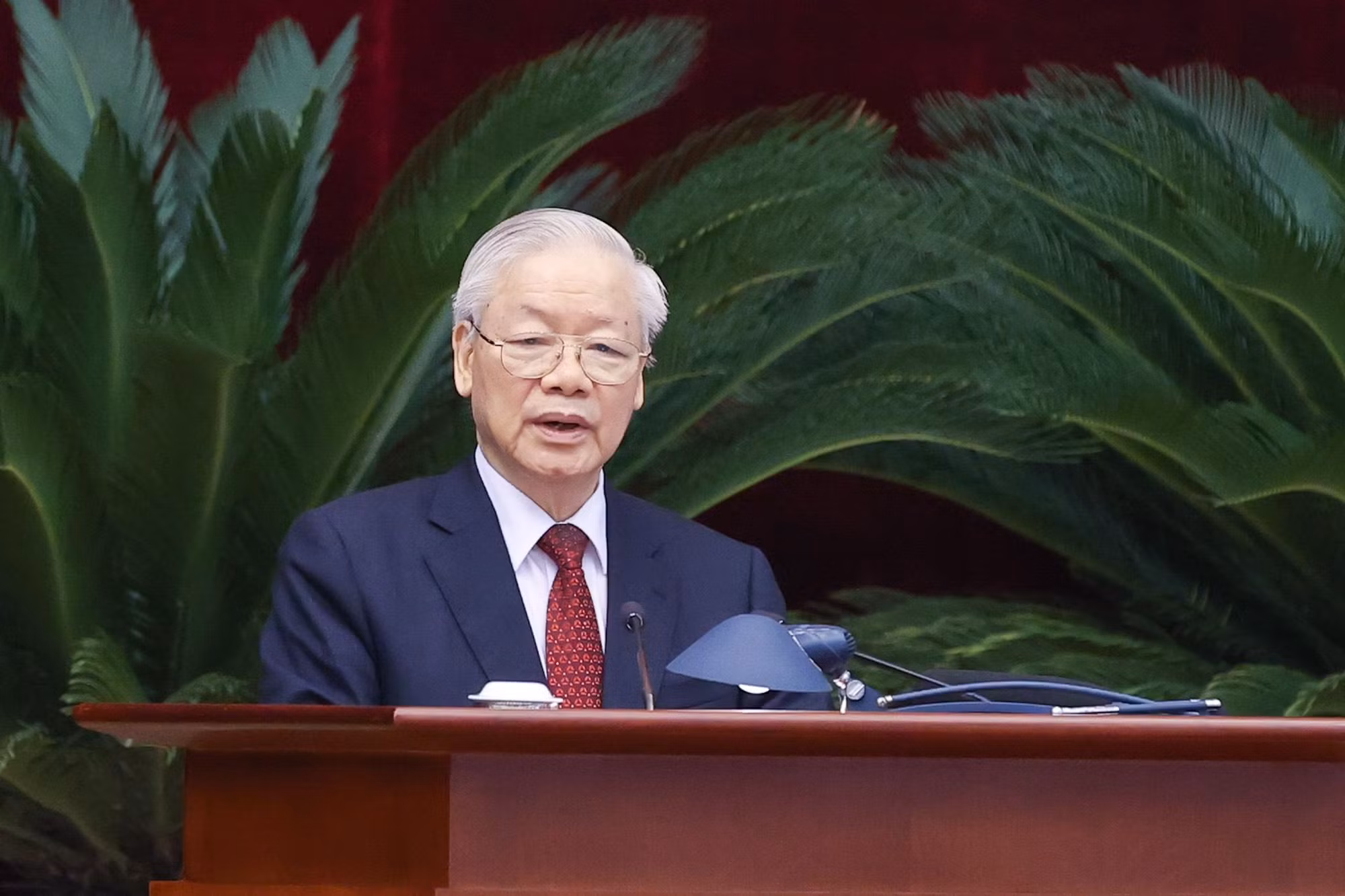 “Cả nước vì đồng bằng sông Hồng; đồng bằng sông Hồng vươn lên cùng cả nước và vì cả nước; phát huy mạnh mẽ hơn nữa truyền thống văn hiến, cách mạng, anh hùng vẻ vang và tiềm năng, lợi thế vượt trội để luôn luôn xứng đáng là trung tâm chính trị đầu não quốc gia", Tổng Bí thư Nguyễn Phú Trọng phát biểu tại Hội nghị phát triển Vùng đồng bằng sông Hồng