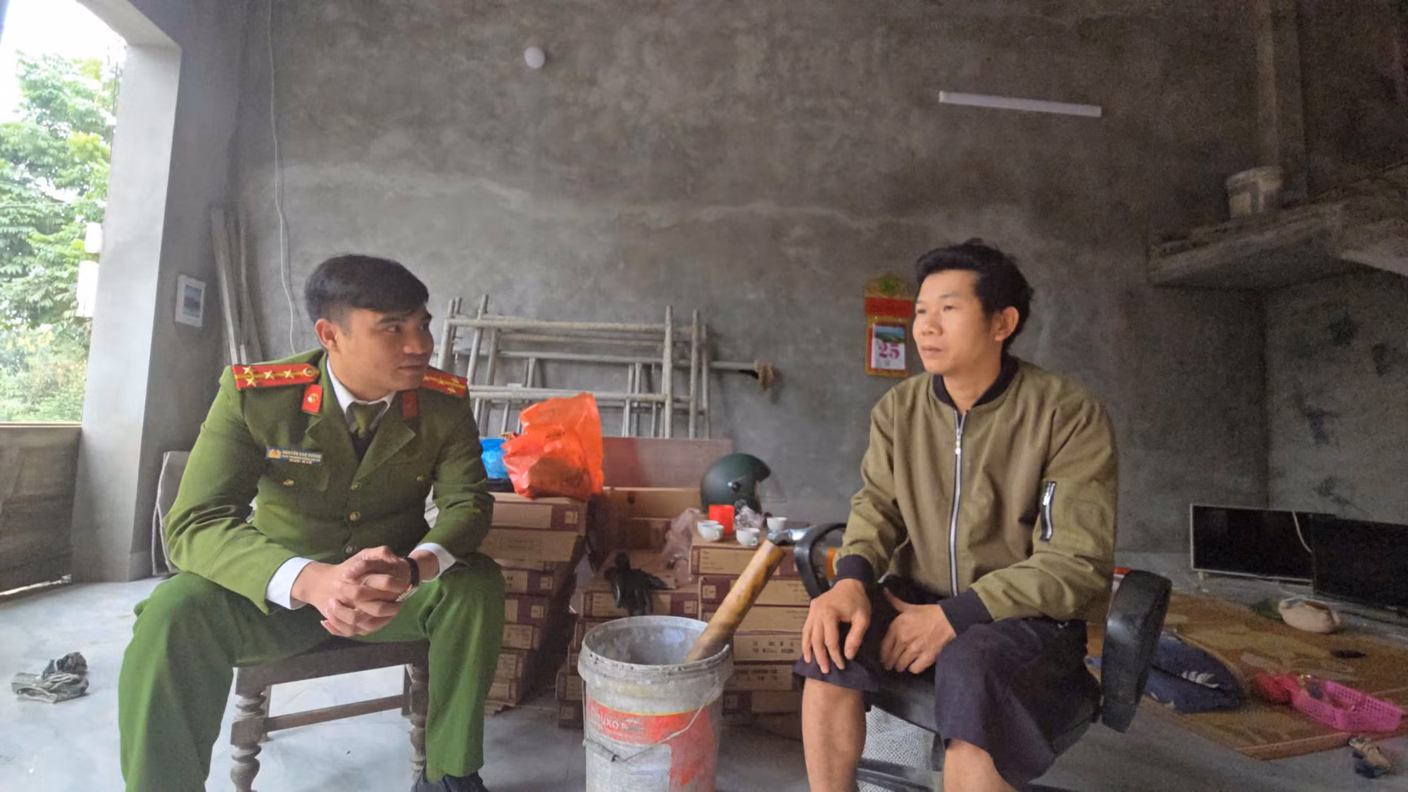 Đại úy Nguyễn Cao Cường cho rằng, một trong những việc cần làm nhất của Công an xã là sâu sát cơ sở, nắm bắt và xử lý vụ việc ngay từ khi mới phát sinh, giải quyết hợp lý hợp tình.