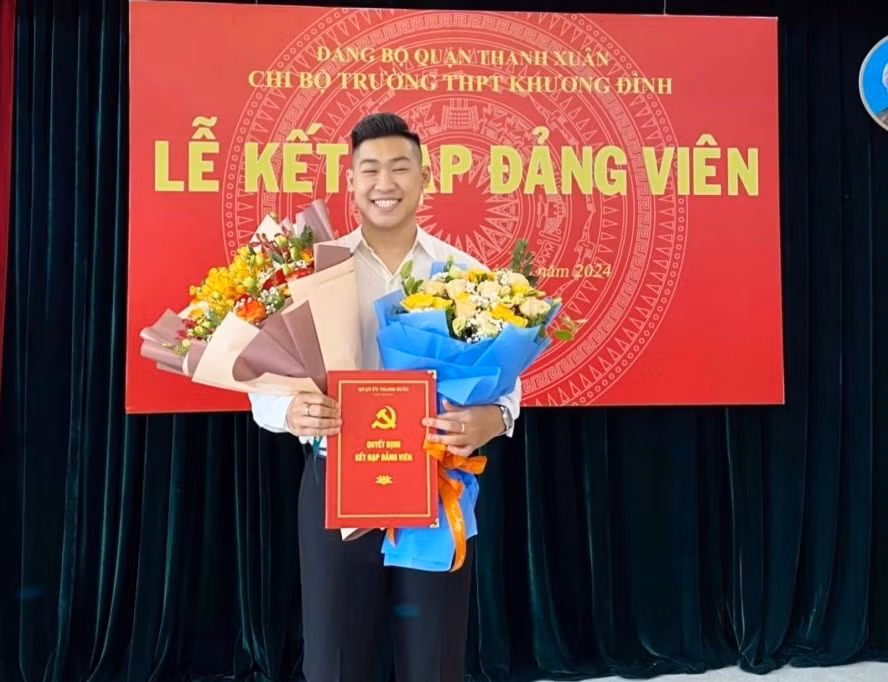 Em Nguyễn Sỹ Phát, trường THPT Khương Đình (Thanh Xuân, Hà Nội)