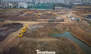 Tháo gỡ điểm nghẽn mặt bằng thi công dự án khẩn cấp hồ điều hòa Phú Đô