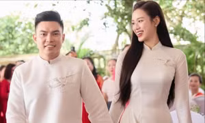 Lý do Hoa hậu Đỗ Thị Hà đi giày bệt ở lễ ăn hỏi 