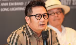 Bằng Kiều bị mất giọng