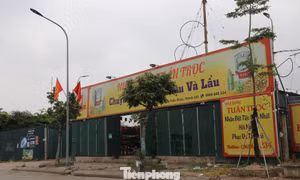 Hà Nội: Một phường đồng loạt cắt điện, nước 620 nhà xưởng công trình vi phạm
