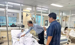 Hà Nội: Thăm hỏi gia đình nạn nhân vụ cháy khiến 5 người tử vong